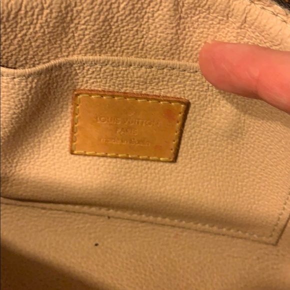 Louis Vuitton cosmetics pouch GM - Picture 2 of 5